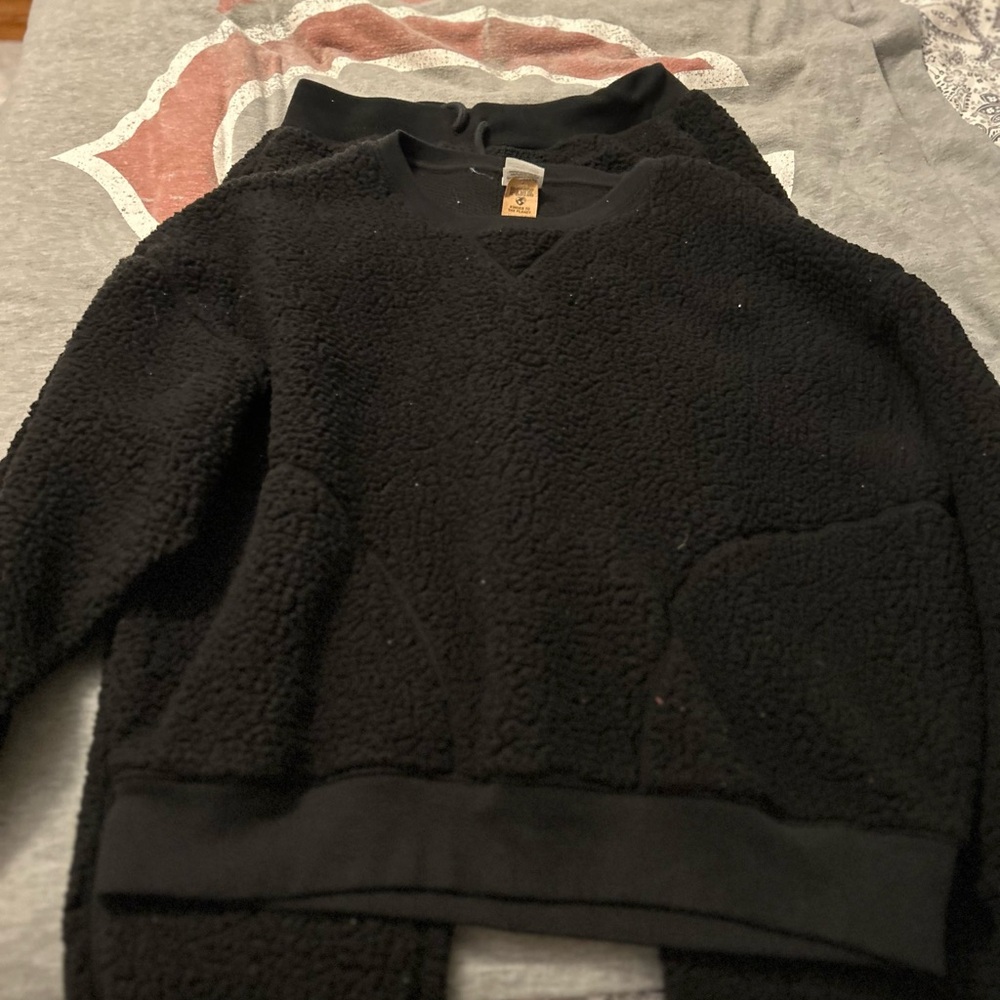 PINK Victoria's Secret Black Fleece sweatsuit